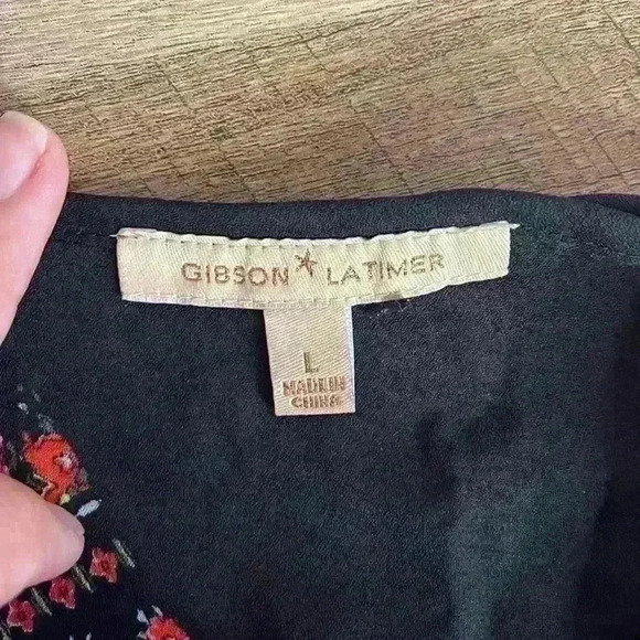 Gibson Latimer Women's Blouse Semi-Sheer Black/MultiColor Size L - Picture 4 of 8